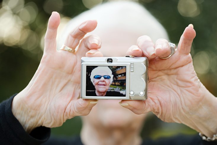 Digital Storytelling Workshops: Strengthening Memories and Communication in Persons with Dementia